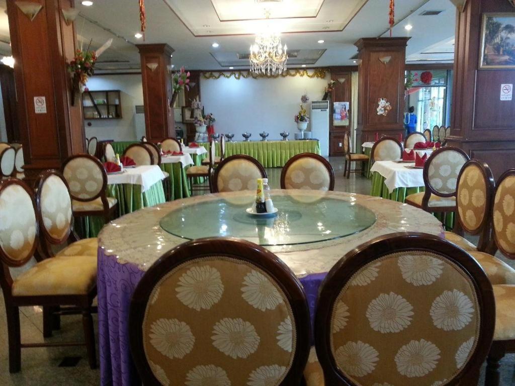 Angkham Hotel Vientián Kültér fotó